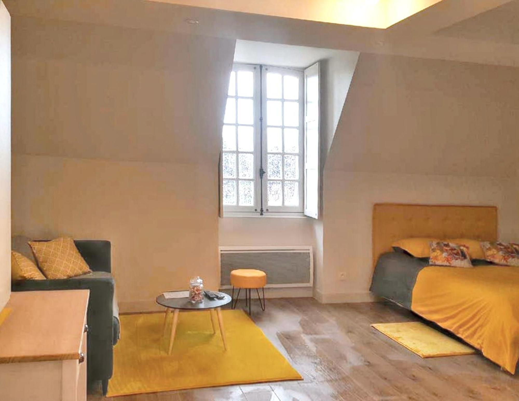 Charmant Studio A Abondant Avec Terrasse Ensoleillee 30 M² Luaran gambar